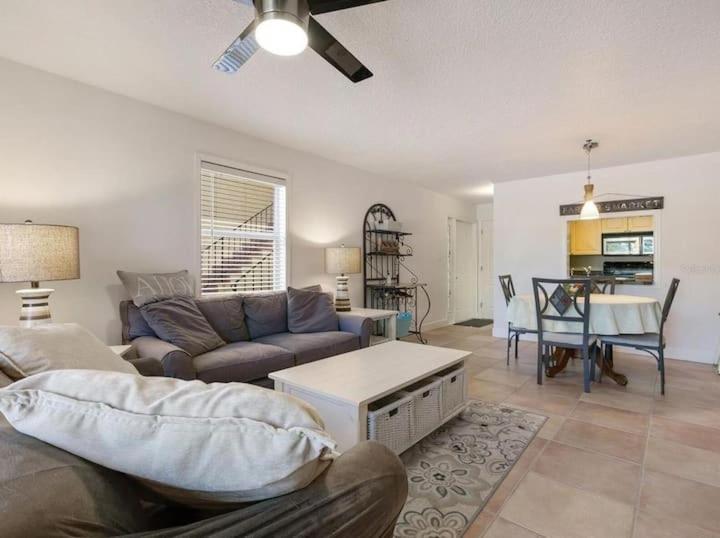2Bed/2Bath Condo Next To Siesta Key ~A Hidden Gem 사라소타 외부 사진